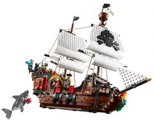 LEGO Creator 31109 Pirátská loď